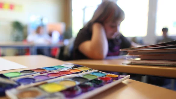F&ouml;rdersch&uuml;ler in NRW haben schlechte Chancen, zusammen mit den anderen Sch&uuml;lern eine Regelschule zu besuchen. - &copy; SYMBOLFOTO: DPA