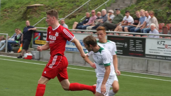 Im Pech: Barntrups St&uuml;rmer Leon Baumeister - &copy; Sebastian Lucas