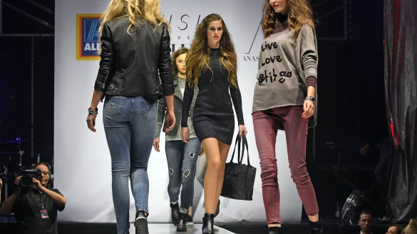 Anastacias Kollektion - &copy; Foto: Henning Kaiser/dpa