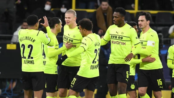 Torjubel - &copy; Foto: Bernd Thissen/dpa