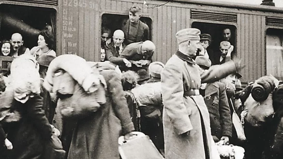 Mit dem Zug wurden Juden aus Westfalen und Lippe nach Riga deportiert. Schon die Fahrt war eine Qual &ndash; nur zwei Mal gab es w&auml;hrend der 60 Stunden Trinkwasser. - &copy; Rudolf Koch/NW-Archiv