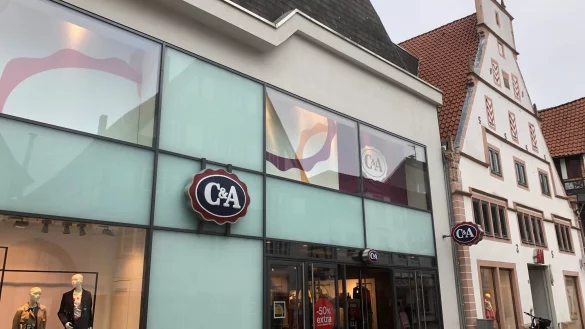 C&A in Lemgo schlie&szlig;t. - &copy; Till Brand