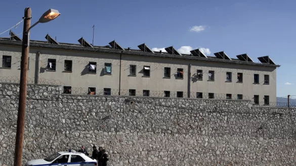 Gef&auml;ngnis Korydallos - &copy; Foto: Yannis Kolesidis/epa/Archiv