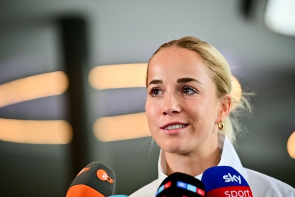 DFB-Kapitänin Giulia Gwinn fehlt dem FC Bayern gegen Bayer Leverkusen. - © Sebastian Christoph Gollnow/dpa