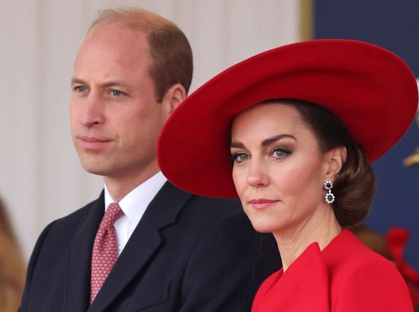 William und Kate verpassen den traditionellen vorweihnachtlichen Lunch mit der weiteren Familie. (Archivbild) - © Chris Jackson/AP/dpa