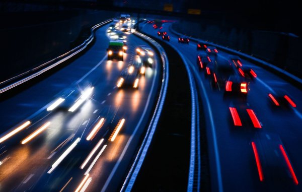 Ob der Homeoffice-Trend die CO2-Emissionen langfristig senken kann, ist einer Studie zufolge unsicher. - © Christian Charisius/dpa